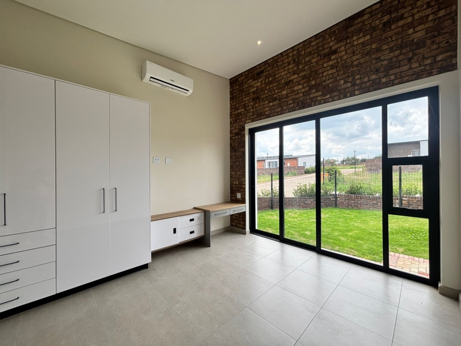 To Let 3 Bedroom Property for Rent in Helderzicht Eco Estate North West